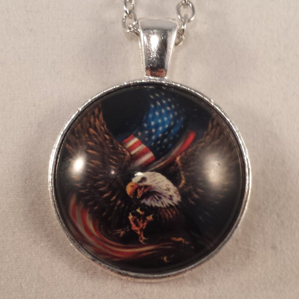 Mens Silver Bald Eagle Cabochon Pendant Necklace Party Gift